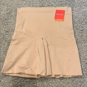 ‼️ CLOSET IS CLOSING Nude Spanx Sculpt